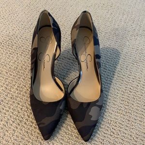 Camo heels size 7.5